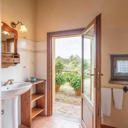 Podere La Carraia Holiday home *